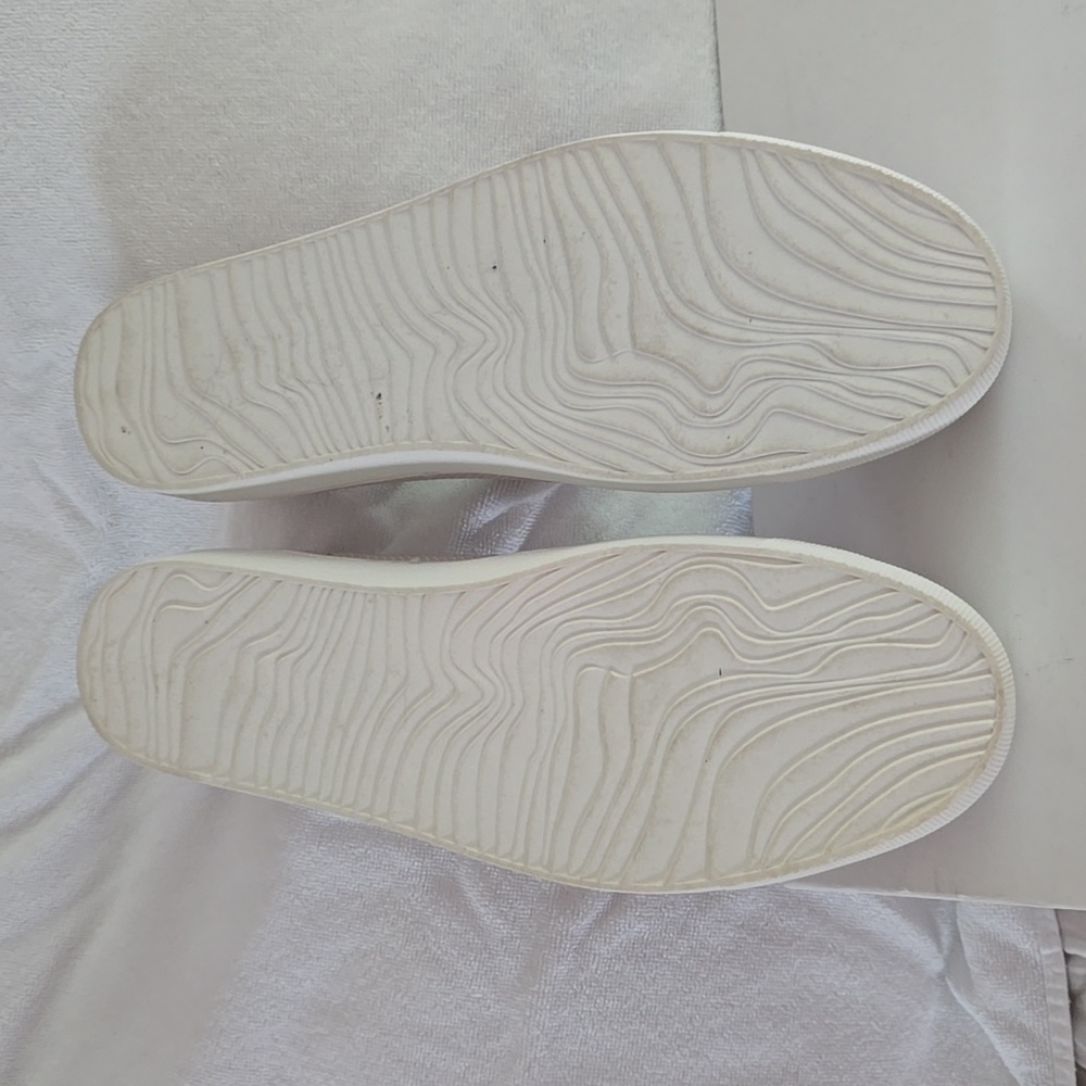 Women's Steve Madden Slip on Blush Shoes Size 9.5 New in Box - Picture 4 of 9